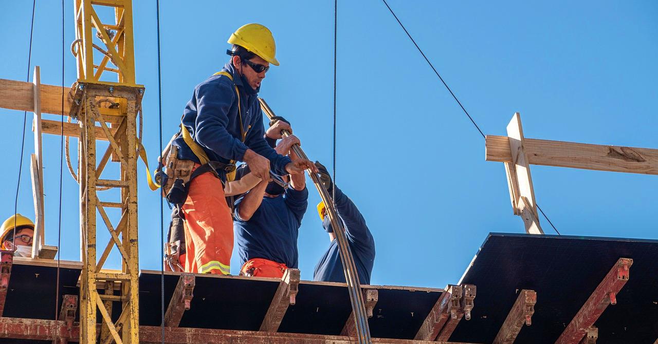 Get Construction Worker Job Taiwan